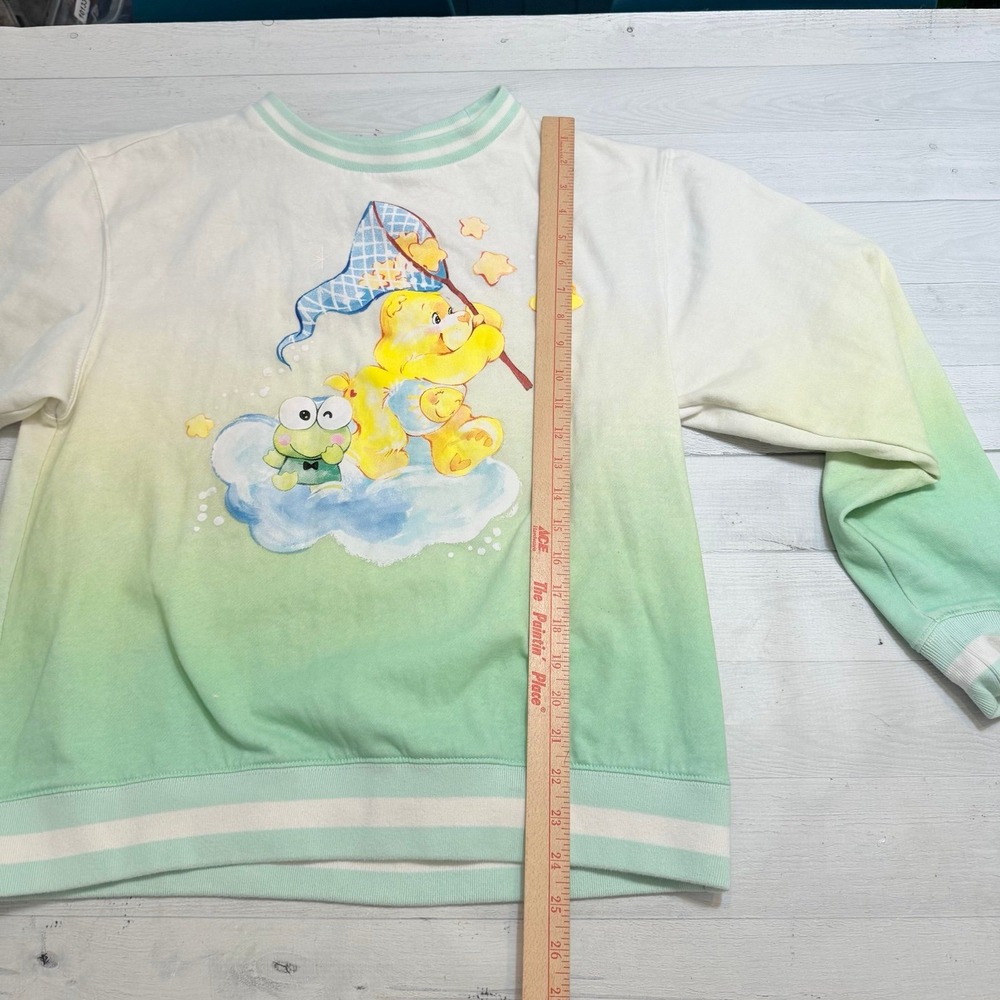 Sanrio Hello Kitty Care Bears Sweater Women Large Green Keroppi Graphic - Picture 8 of 9